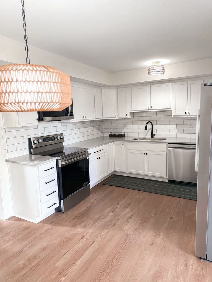 1107 N Boeke Rd - Photo 4 of 15
