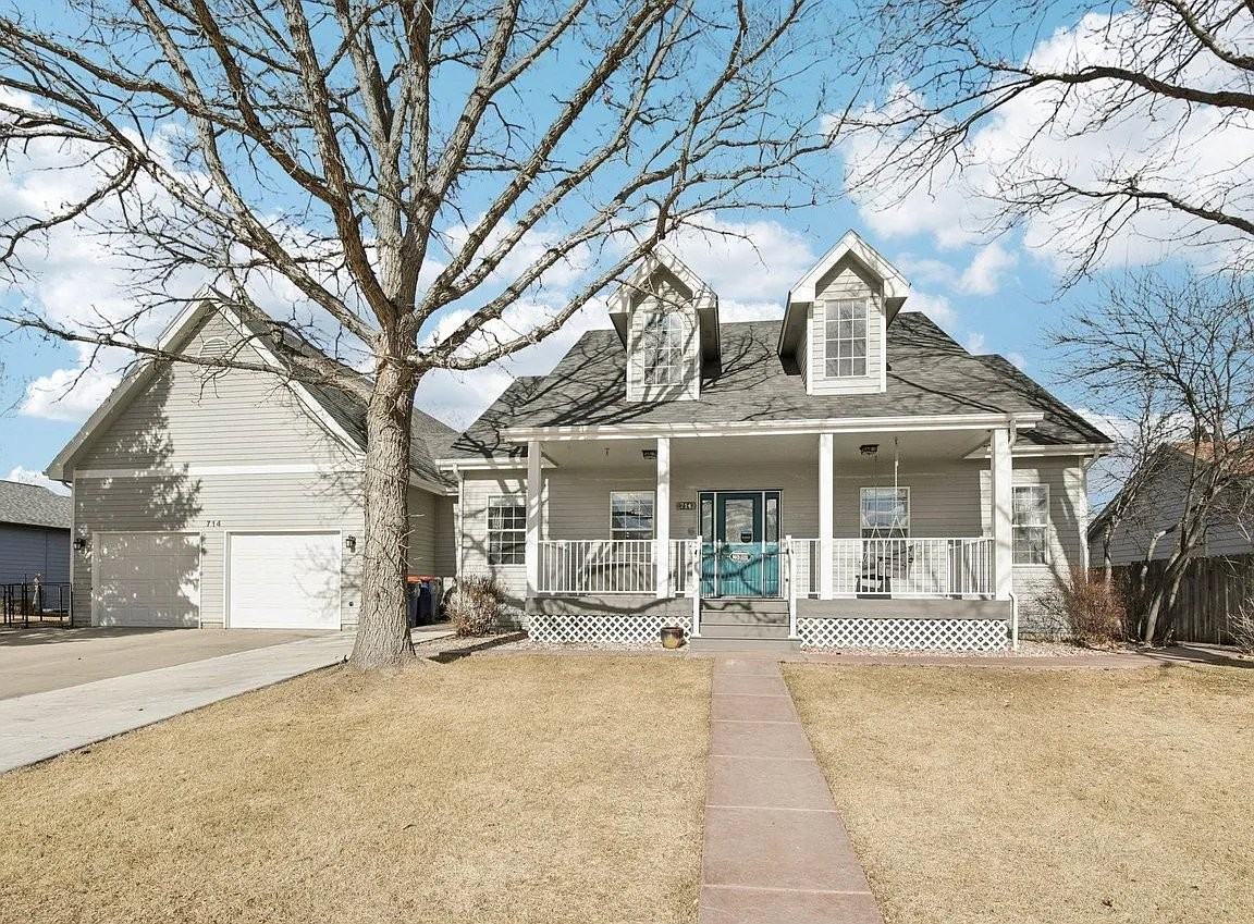 714 Jay Ave
