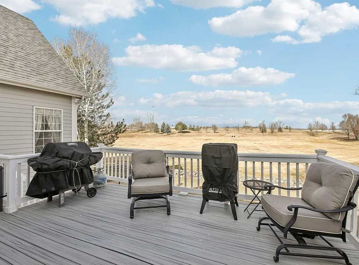 714 Jay Ave - Photo 3 of 8