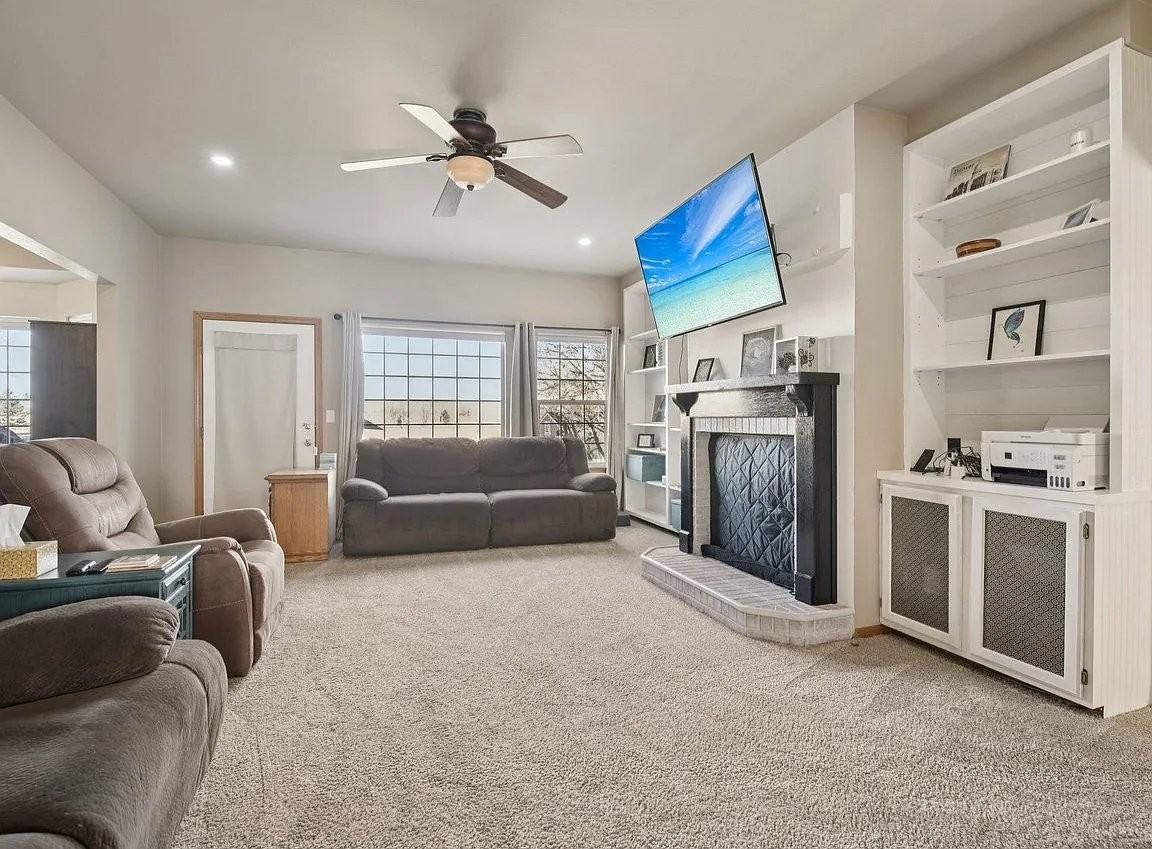 714 Jay Ave - Photo 5 of 8