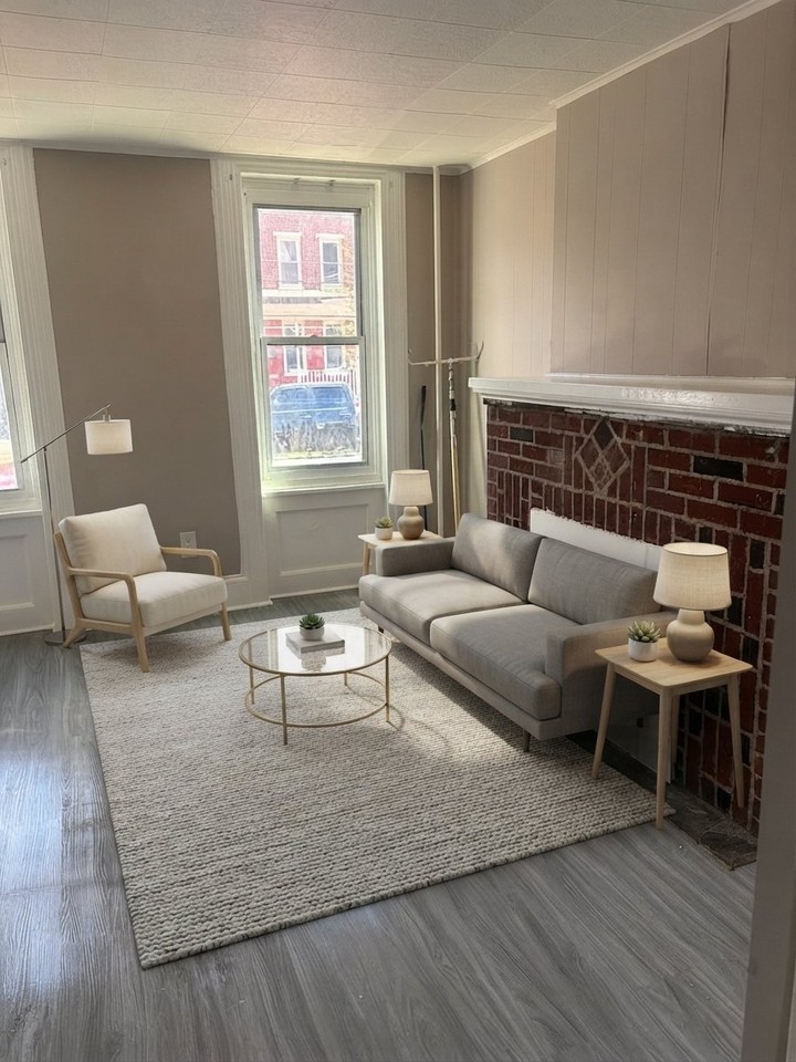 32 Tyler St #1 - Photo 2 of 5