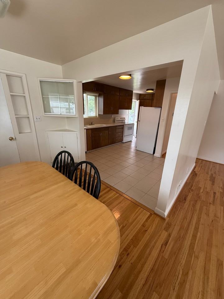 3285 Ne - Photo 6 of 21