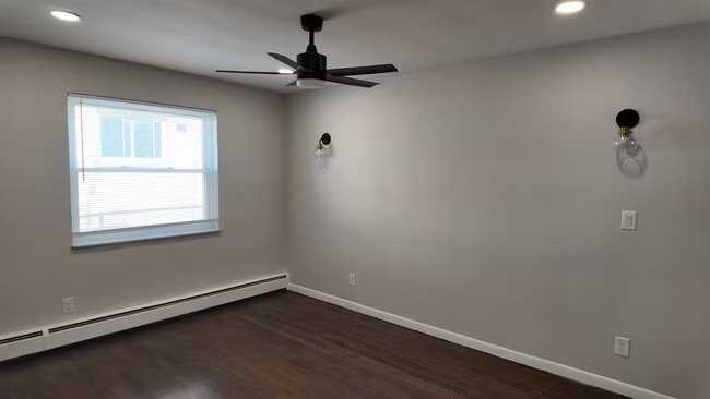 3160 Schubert Ave #2 - Photo 4 of 15