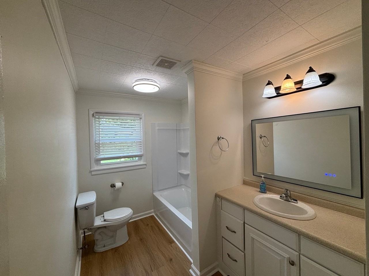 3502 Grote St Sw - Photo 5 of 11
