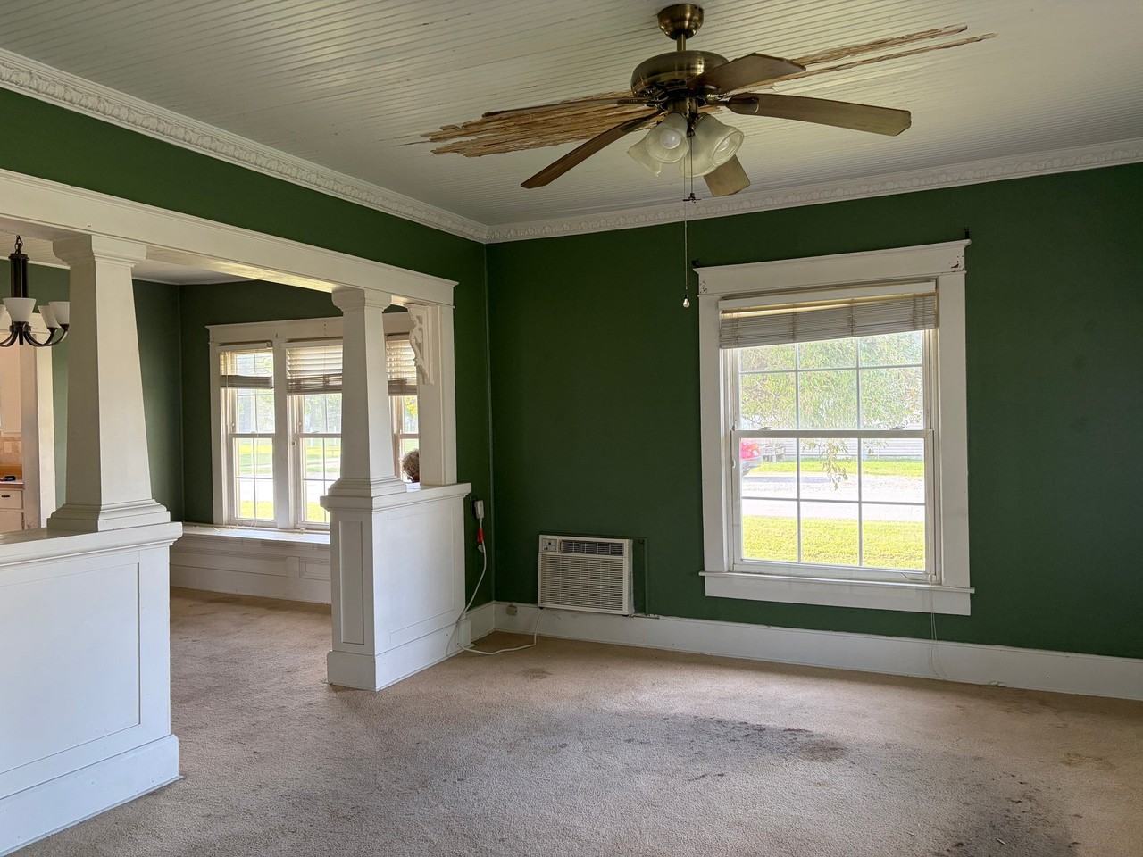 301 S Walnut St - Photo 6 of 23