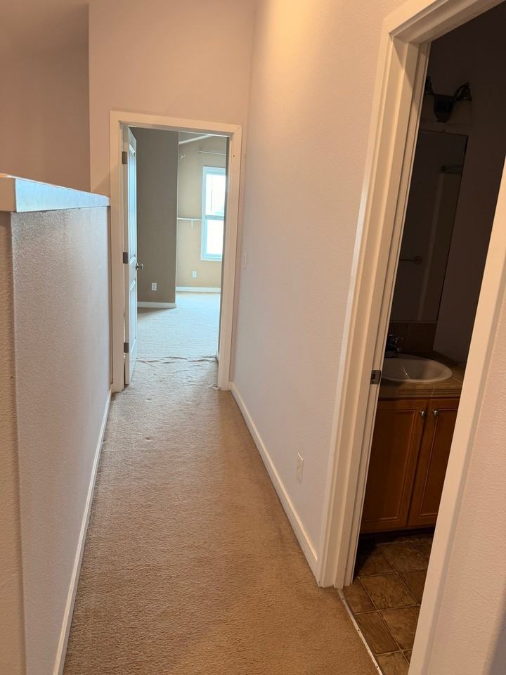 475 Se 35th St #B10 - Photo 7 of 20
