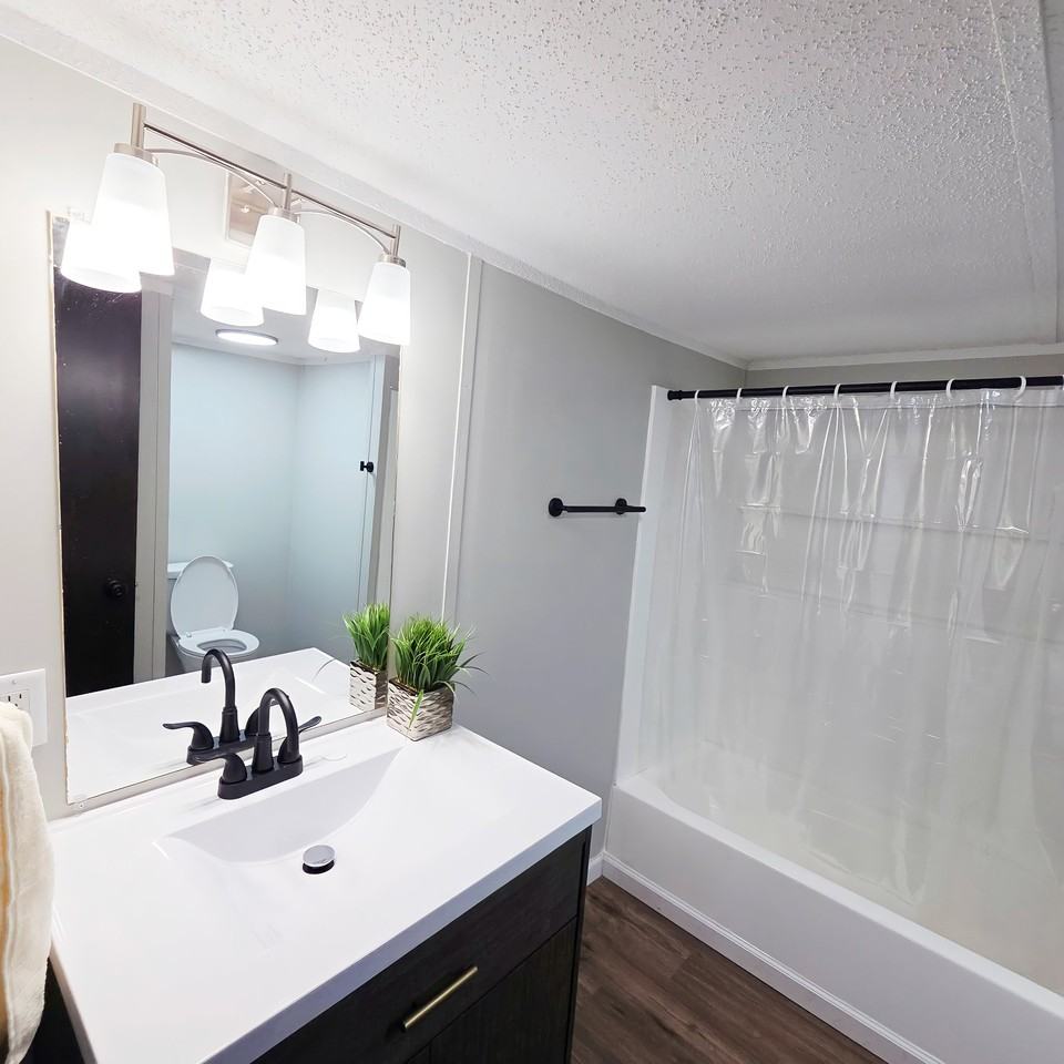 93 Deerwood Park - Photo 5 of 9