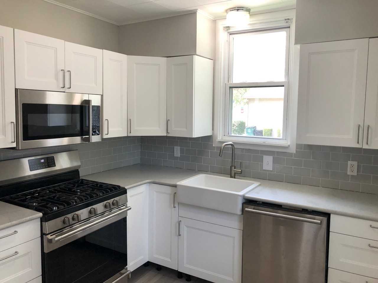 541 E Breckenridge St - Photo 6 of 18
