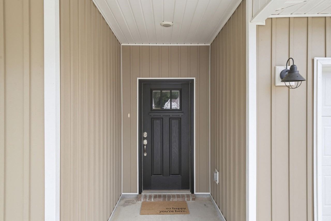 209 Camellia Dr - Photo 2 of 20