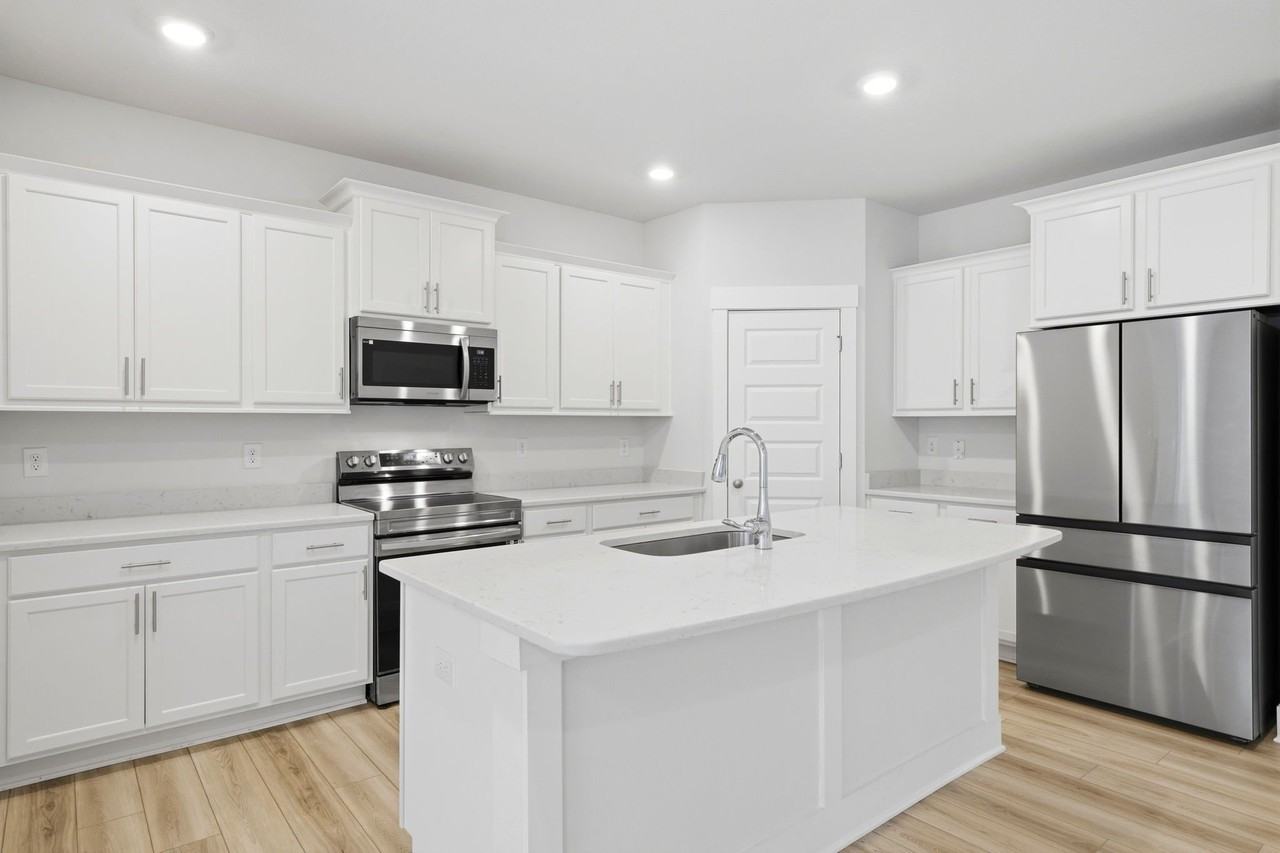 209 Camellia Dr - Photo 6 of 20