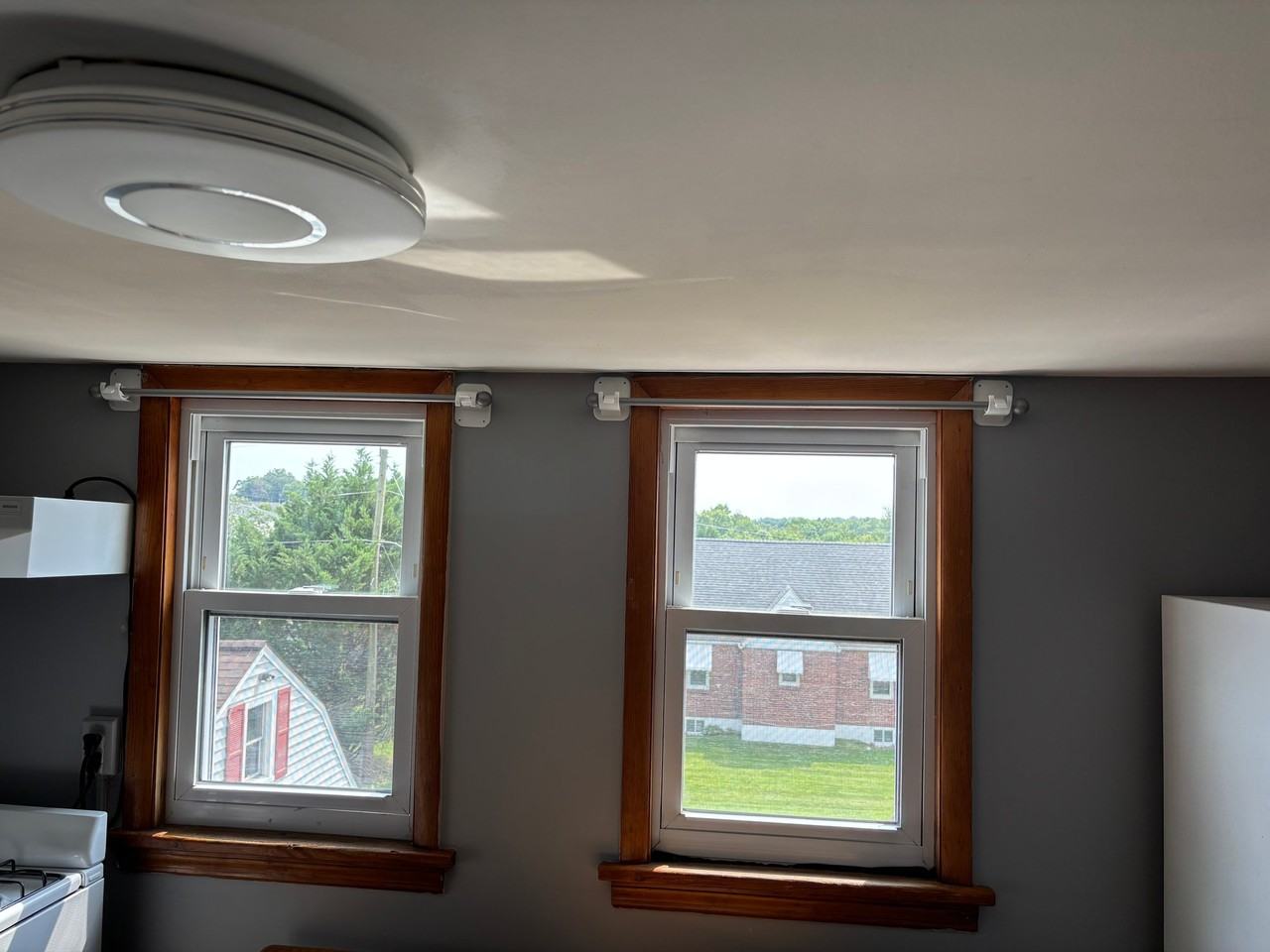 9311 New Gerst Rd - Photo 4 of 10