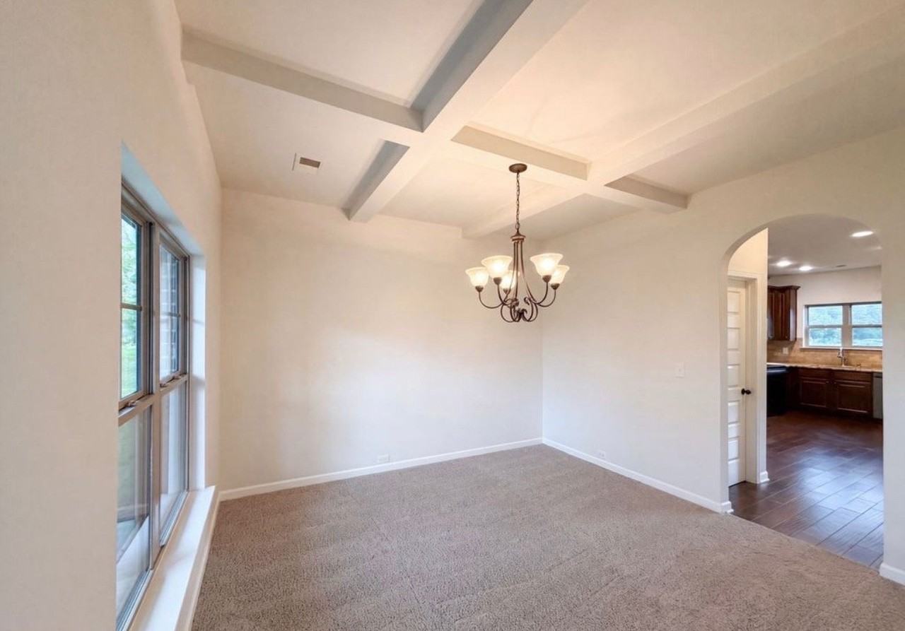 86 Pulaski Pl - Photo 7 of 10