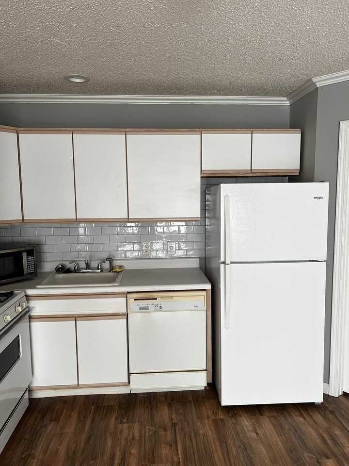 109 Cypress Dr - Photo 7 of 17