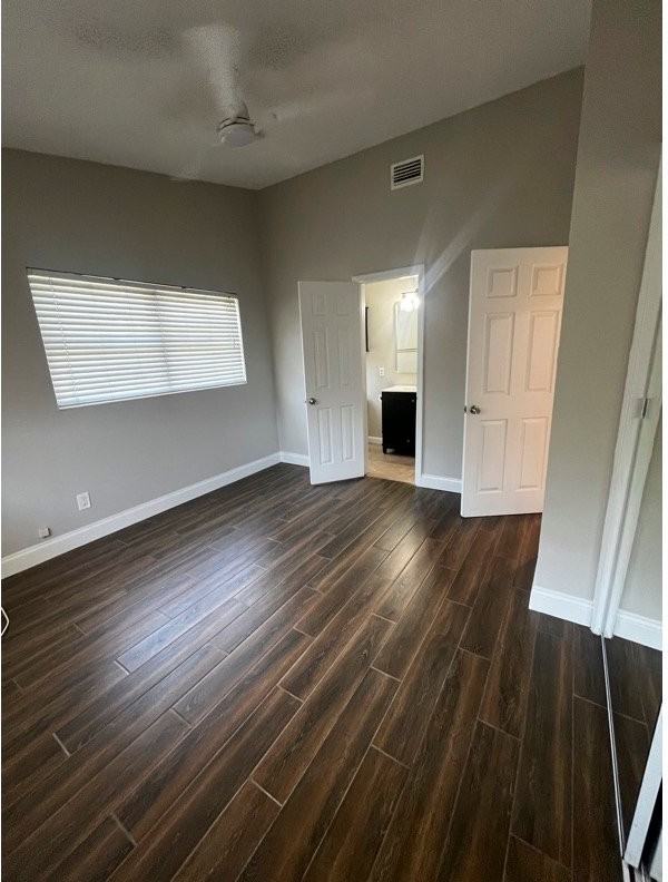 2880 Greenbriar St - Photo 6 of 17