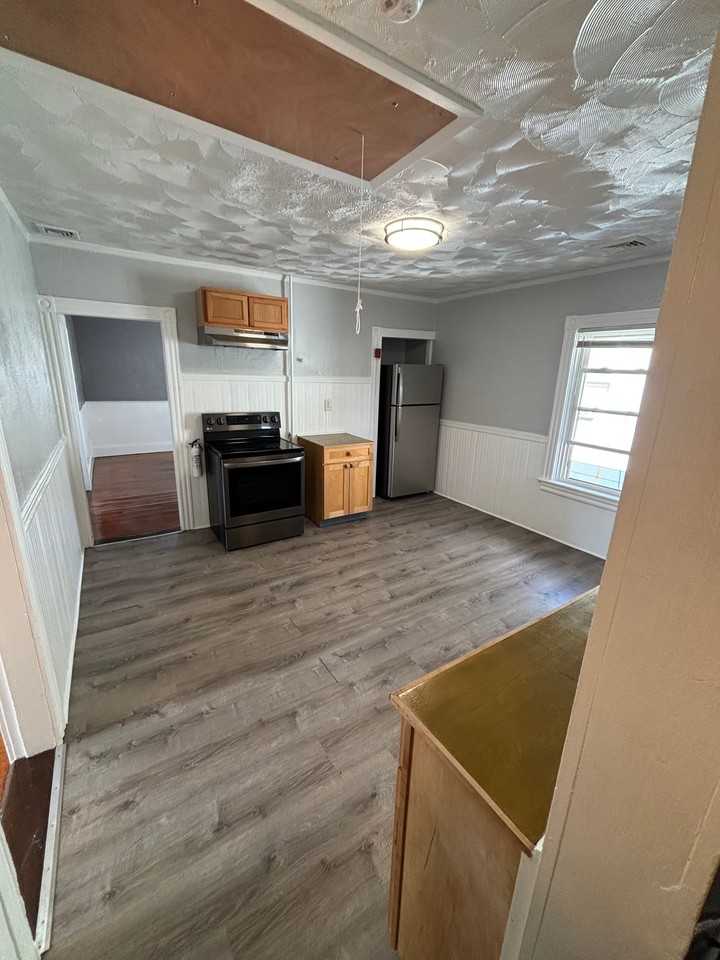 112 Pomona Ave #2