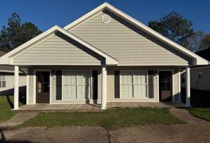 216 Hawthorne Dr #B - Photo 1 of 1