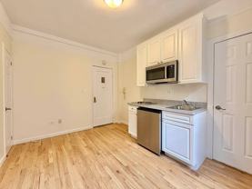 305 W 45th St #6K - Photo 1 of 1
