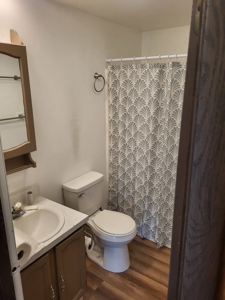 143 Pocohontas Dr - Photo 2 of 2