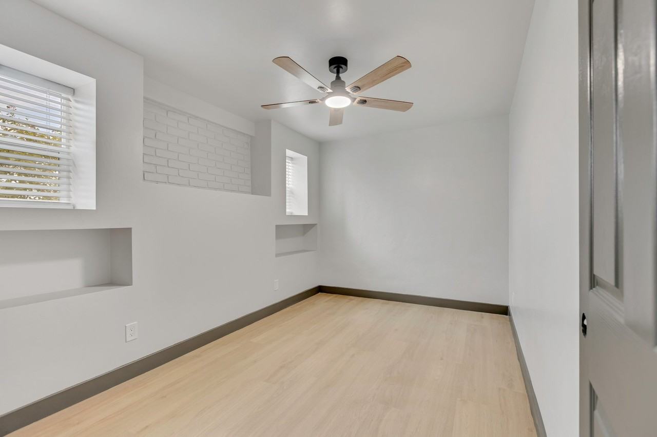 13754 Rosedale Hwy #1 - Photo 3 of 7