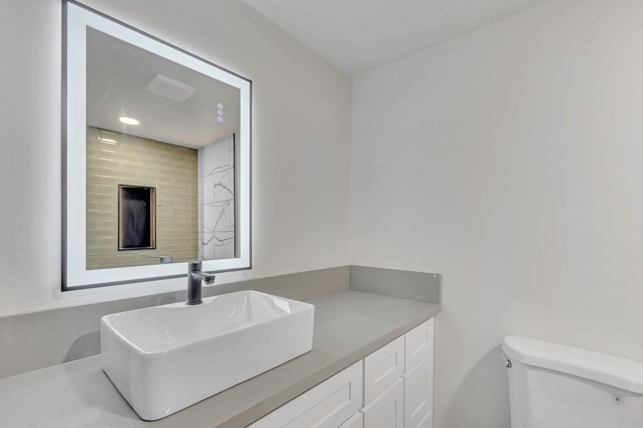 13754 Rosedale Hwy #1 - Photo 6 of 7