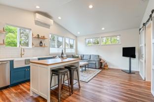 1405 Nw Davenport Ave - Photo 1 of 1