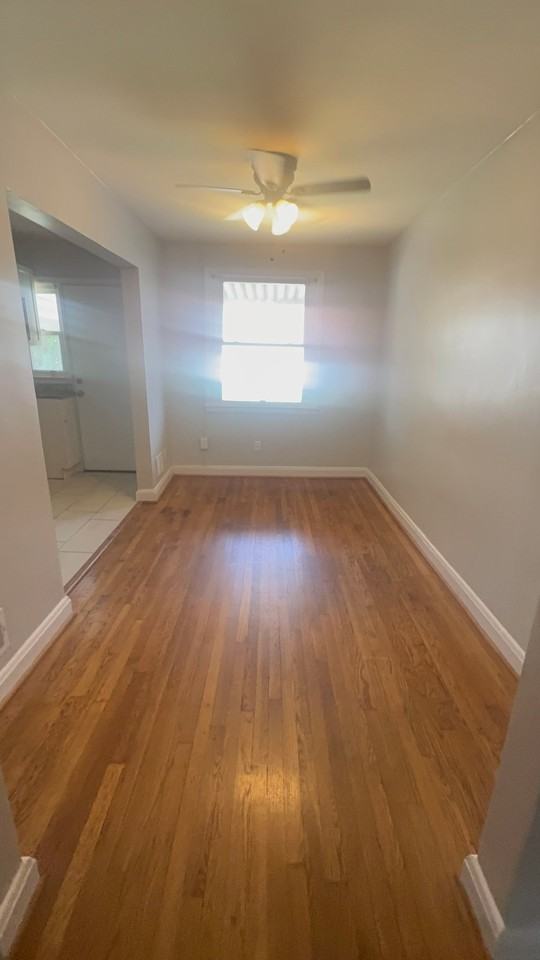 6102 Cardiff Ave - Photo 3 of 19