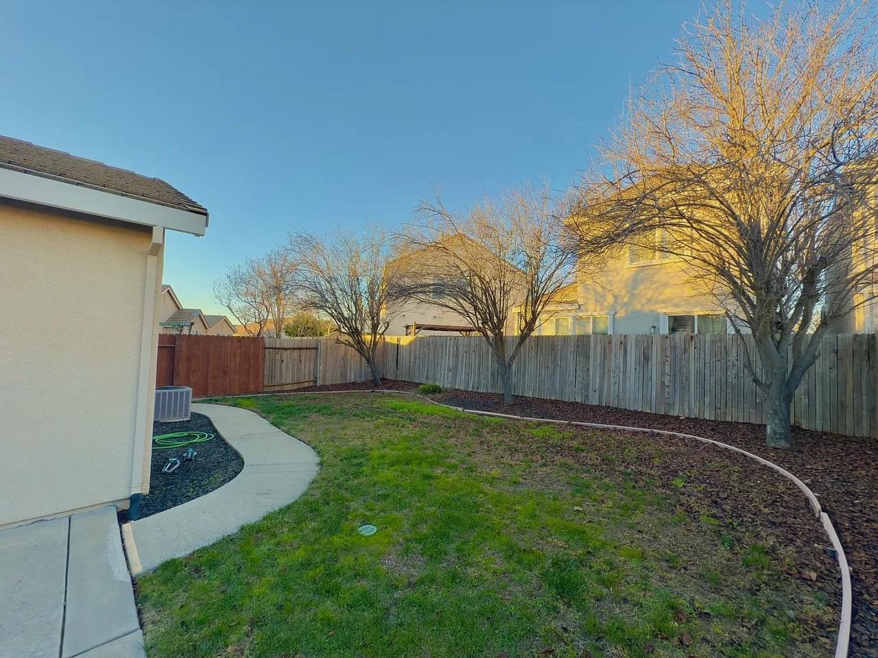 3060 Tintorera Way - Photo 5 of 8