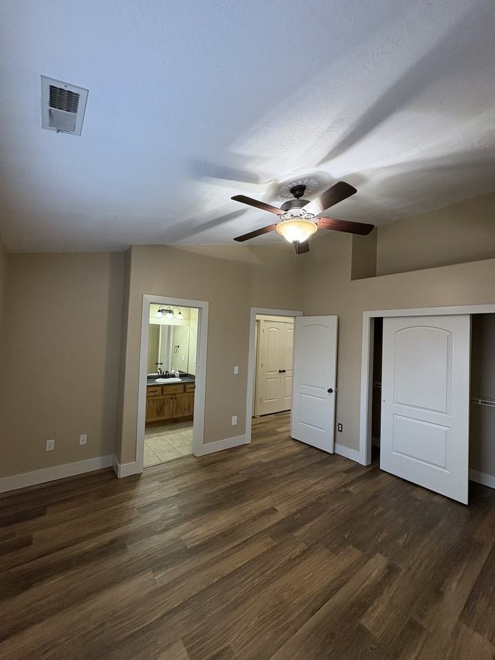 1165 Nw #145 - Photo 7 of 14