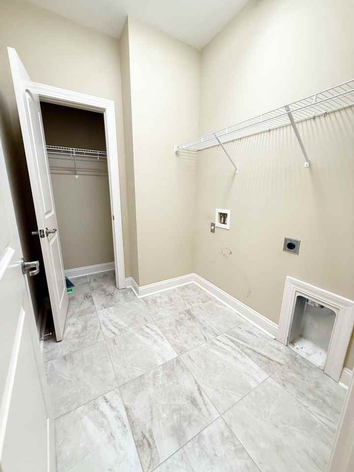 144 Puffin Dr #2E - Photo 4 of 19
