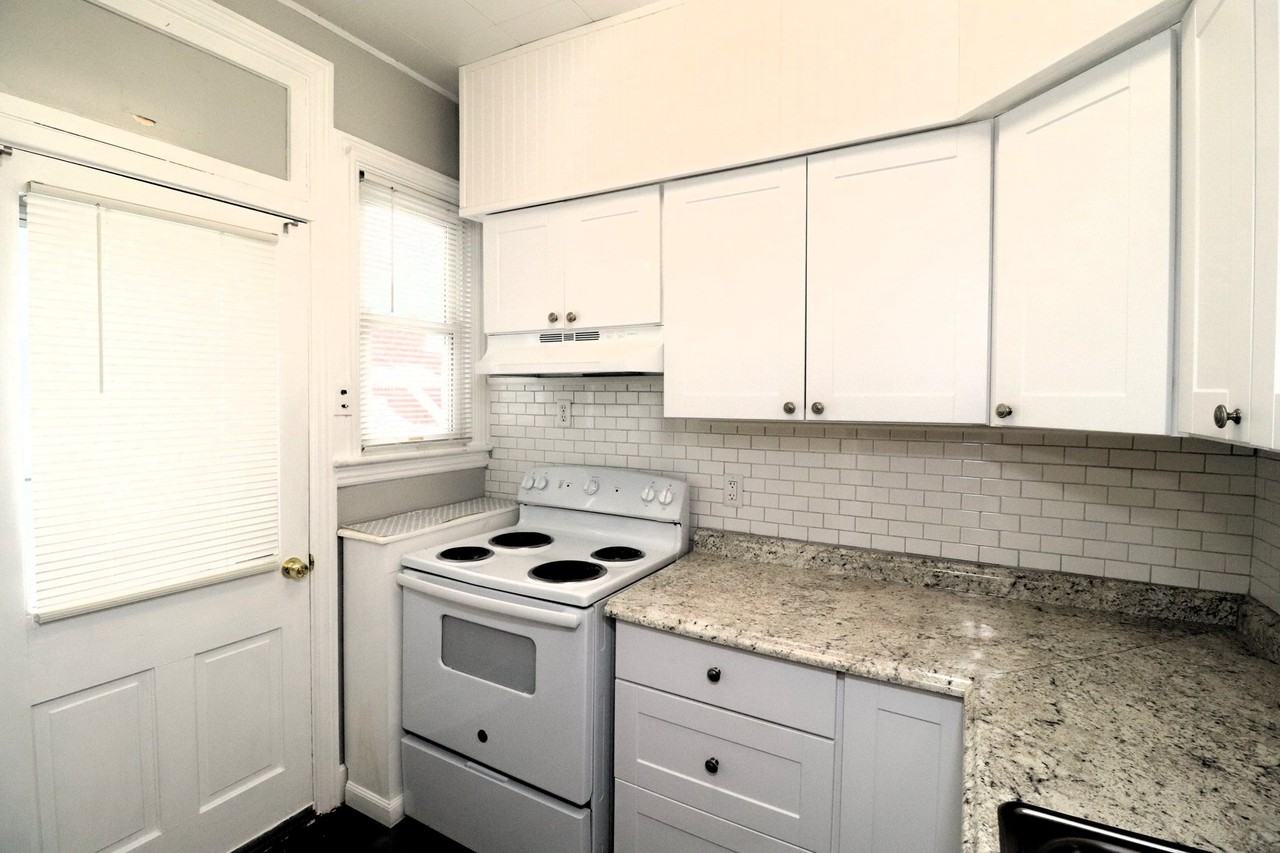 56 N Nice St #1L - Photo 2 of 10