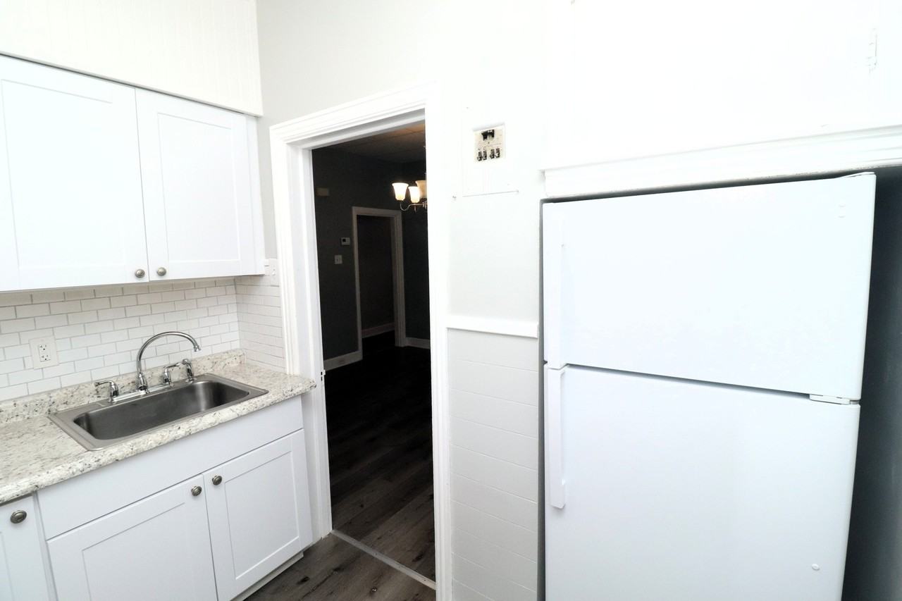 56 N Nice St #1L - Photo 3 of 10
