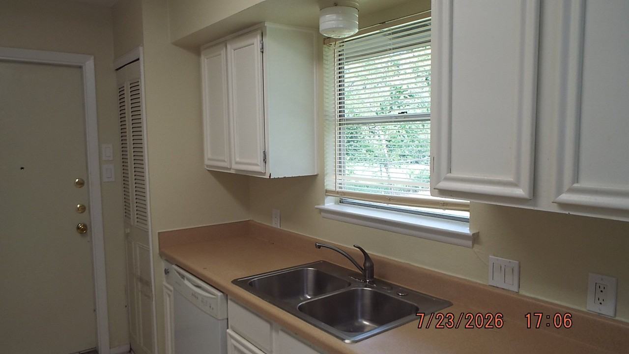 4874 Castle Lance - Photo 6 of 18