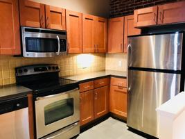 featured image of 425 N Prince St #305