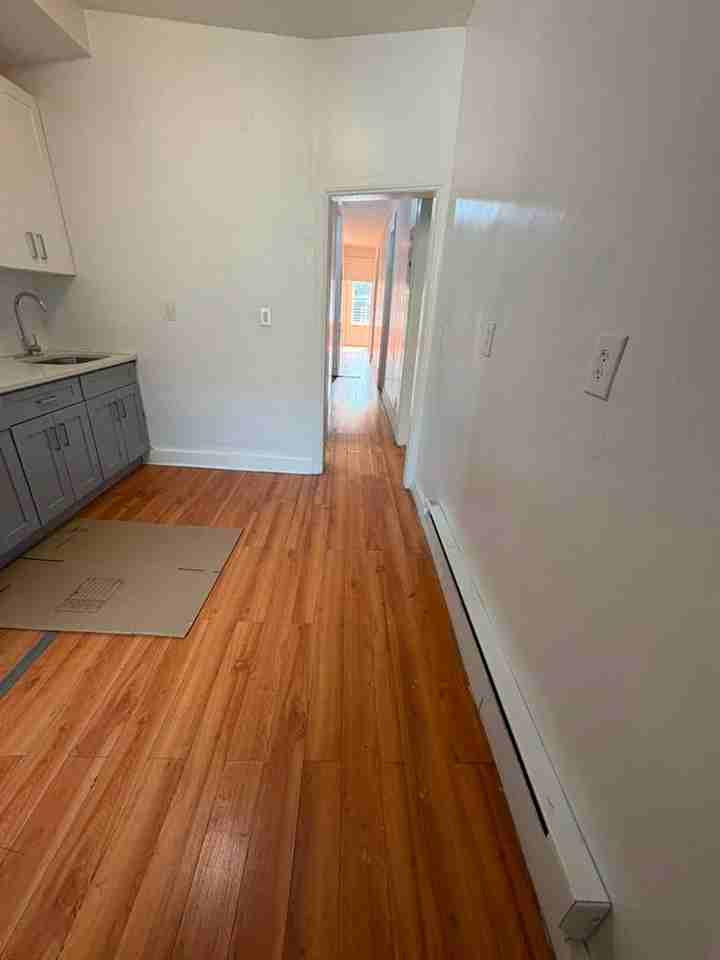 91 Elliott Ave #2 - Photo 4 of 12