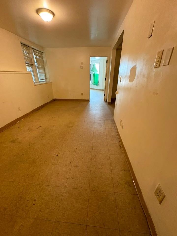 142 Beech St #2 - Photo 6 of 7