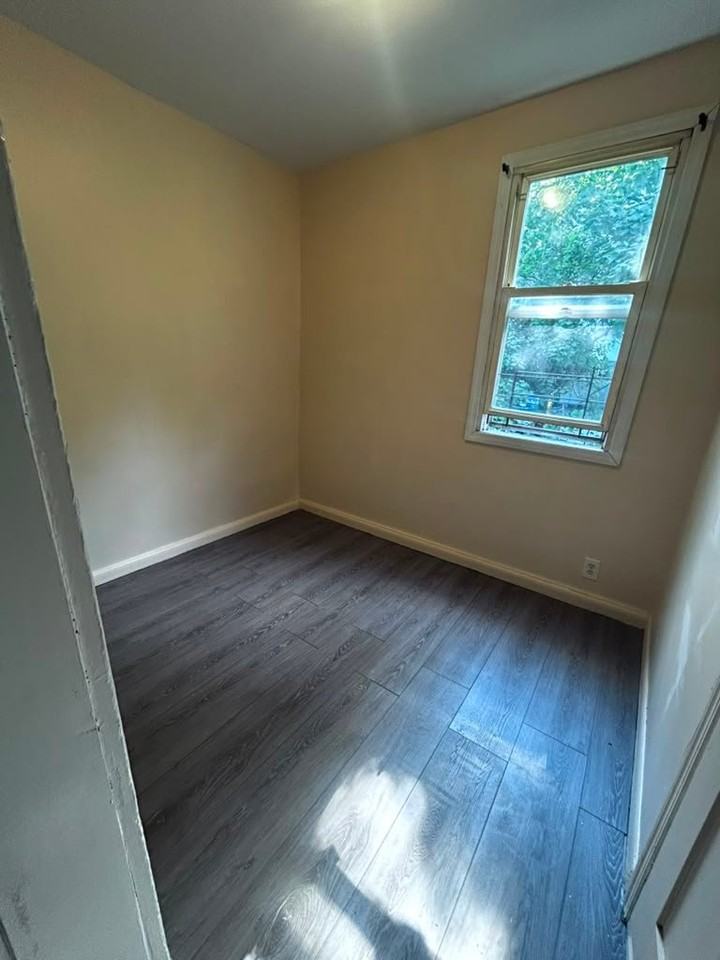 43 Currans Ln #3L - Photo 4 of 8
