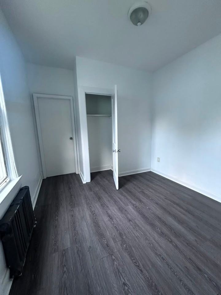 43 Currans Ln #3R - Photo 3 of 9