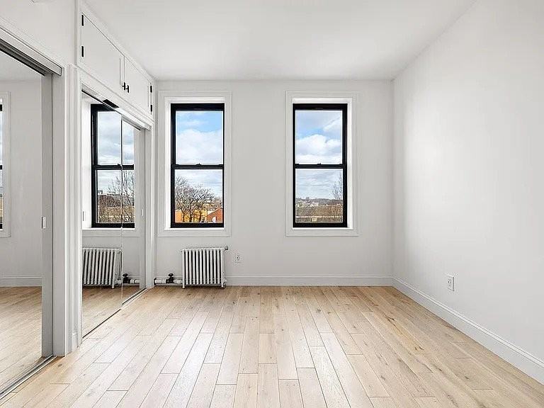 466 Prospect Ave #4R - Photo 4 of 7