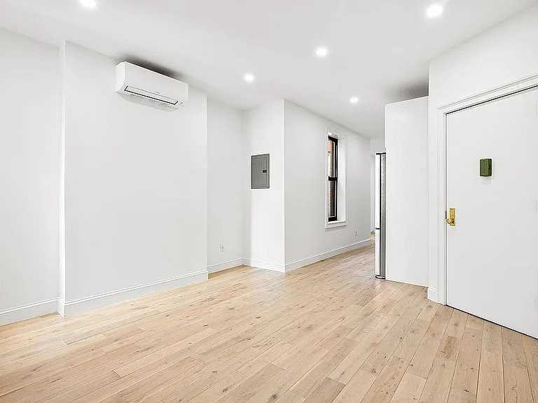 466 Prospect Ave #4R - Photo 5 of 7