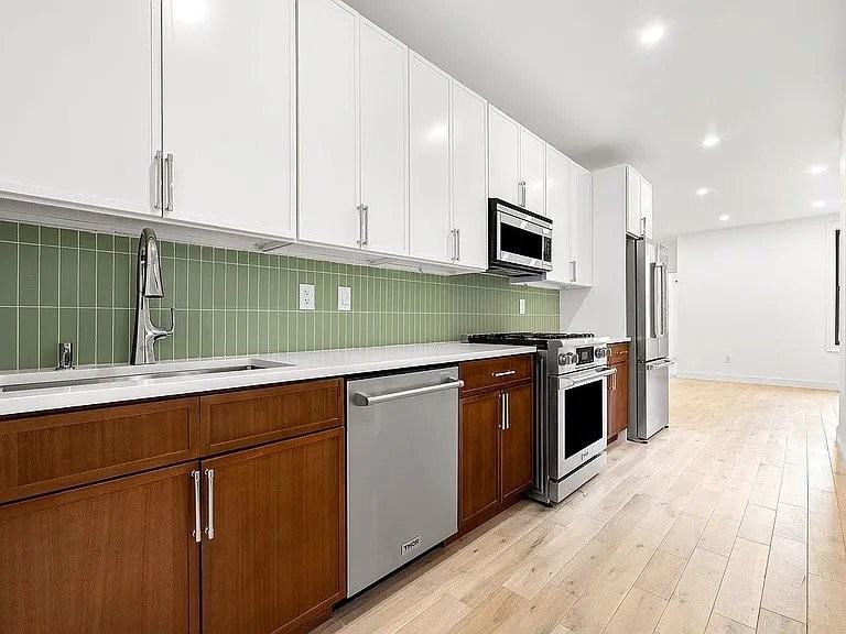 466 Prospect Ave #4R - Photo 6 of 7