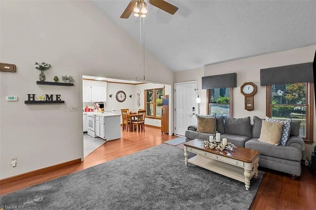 5021 Mereworth Court - Photo 6 of 30