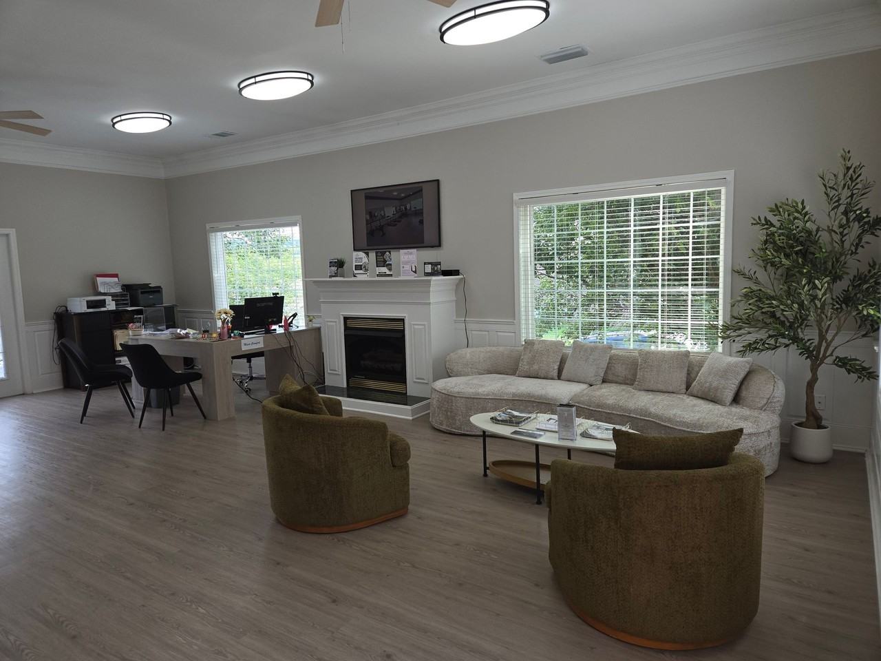 St. Anthony Gardens Apartments - Photo 4 of 45