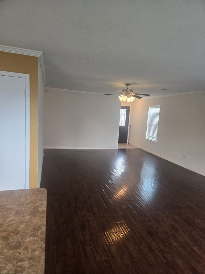 11623 Township Dale Ct #NA - Photo 6 of 18