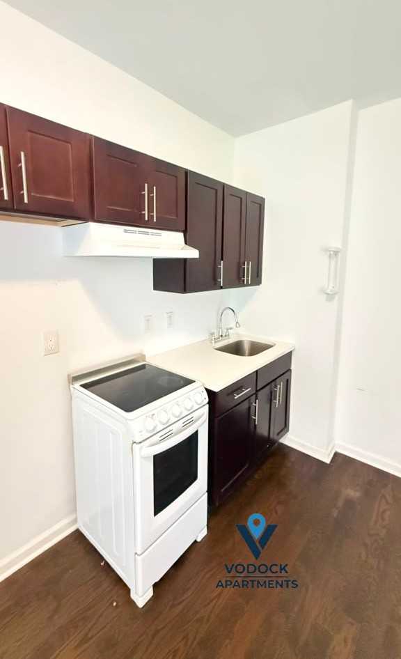 93 Blue Hills Ave #1