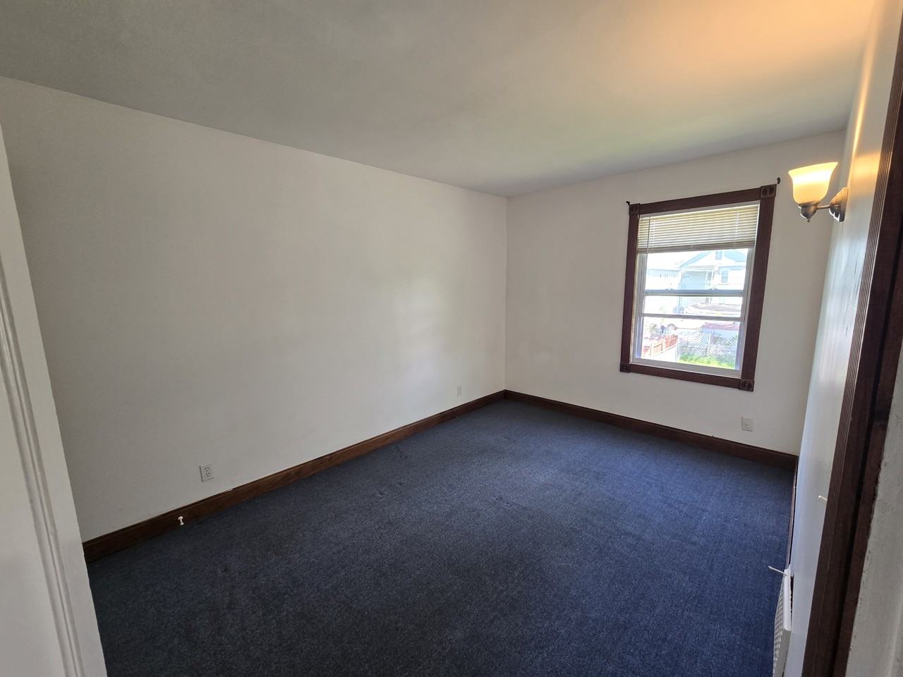 311 Crestwood Ave #2 - Photo 3 of 8