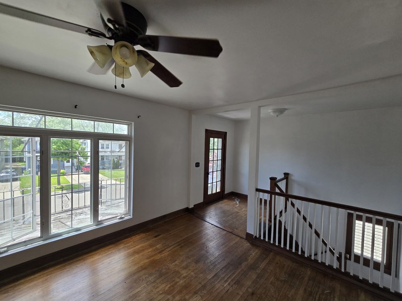 311 Crestwood Ave #2 - Photo 4 of 8