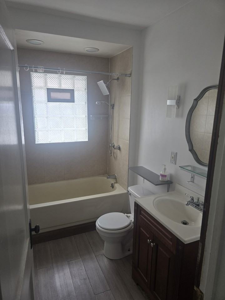 311 Crestwood Ave #2 - Photo 7 of 8