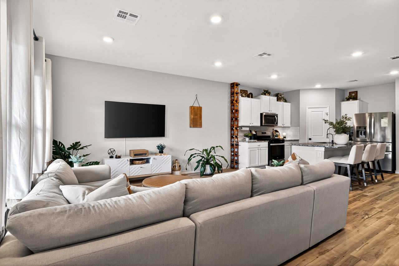 21415 Watercourse Way #NA - Photo 5 of 19