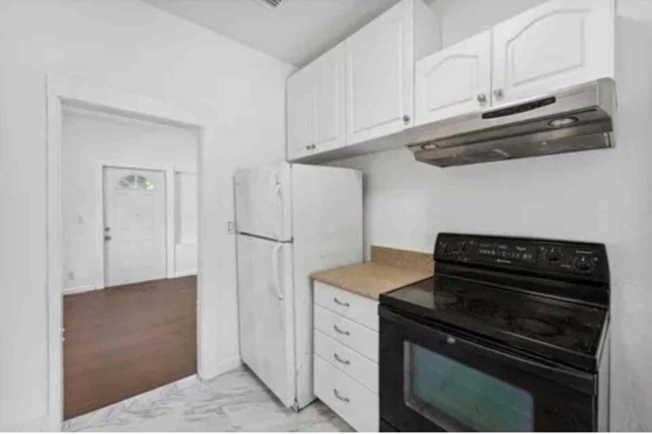 3509 Pinewood Ave #NA - Photo 3 of 11