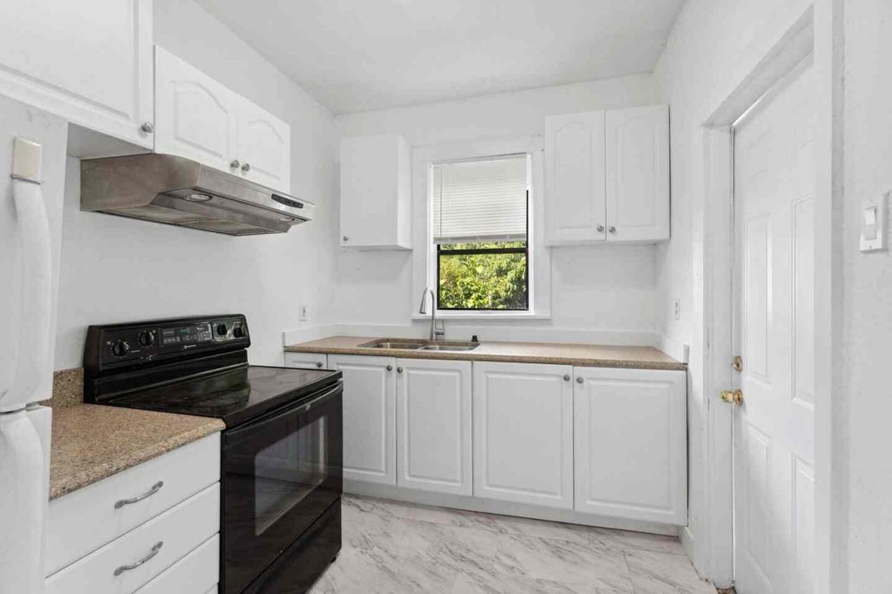 3509 Pinewood Ave #NA - Photo 7 of 11